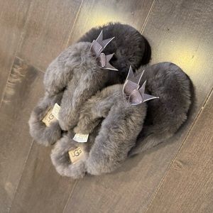 NWT Ugg Fluff Slipper Flip Flops Size 7
